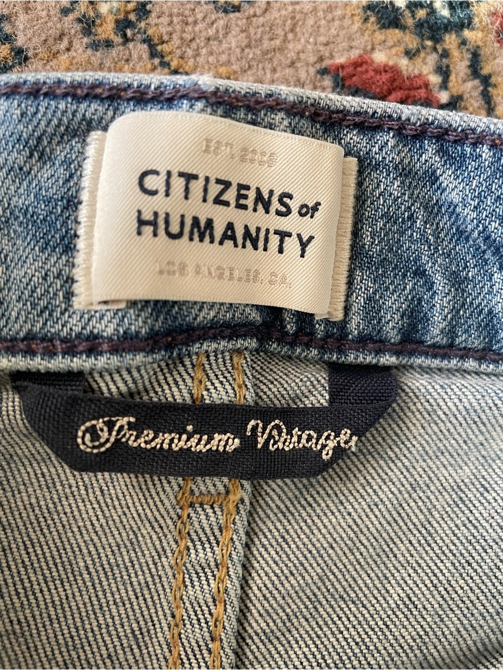 Citizens of Humanity Marlow Blue Distressed Button-Fly Cut-Off Denim Shorts 24 - Picture 6 of 10